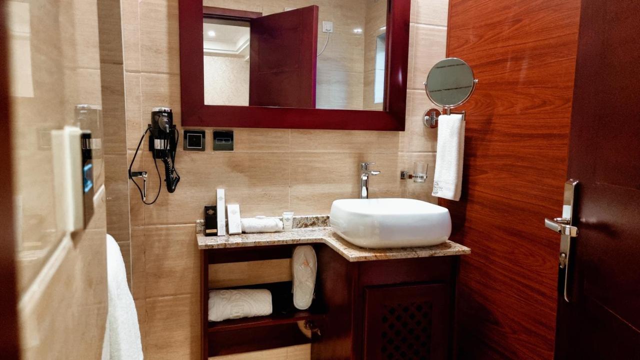 El Doria Hotel ロメ エクステリア 写真