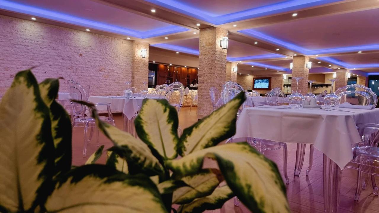 El Doria Hotel ロメ エクステリア 写真